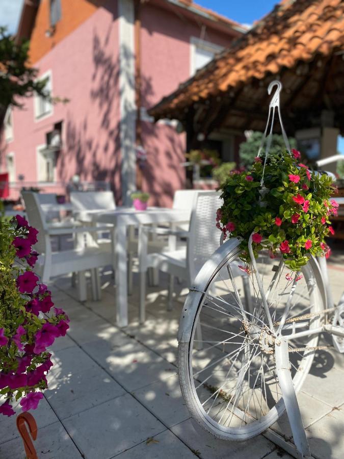 Maslina Rooms Smederevo Exterior photo